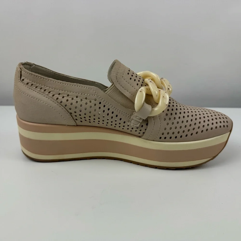 Dolce‎ Vita Jhenee Shoes Sneakers Sand Nubuck Women’s Size 8.5